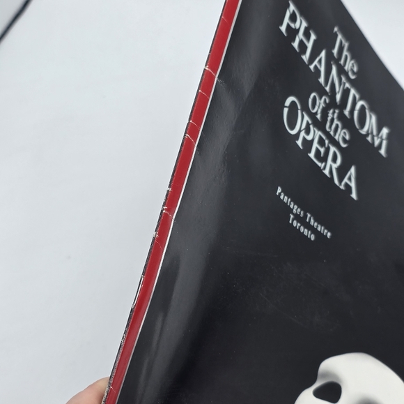 Vintage 1995 Phantom Of The Opera Pantages Theatre Souvenir Program & Ticket - Picture 4 of 10